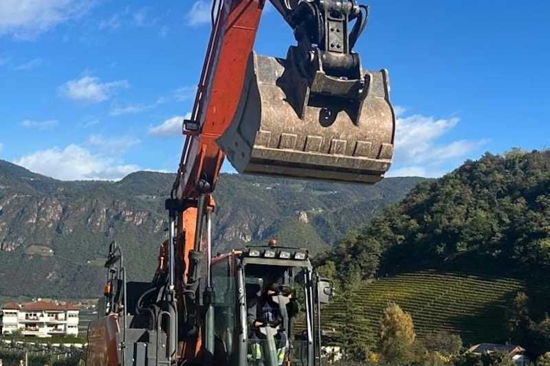 OmecoHub - Immagine DOOSAN DX165W-5